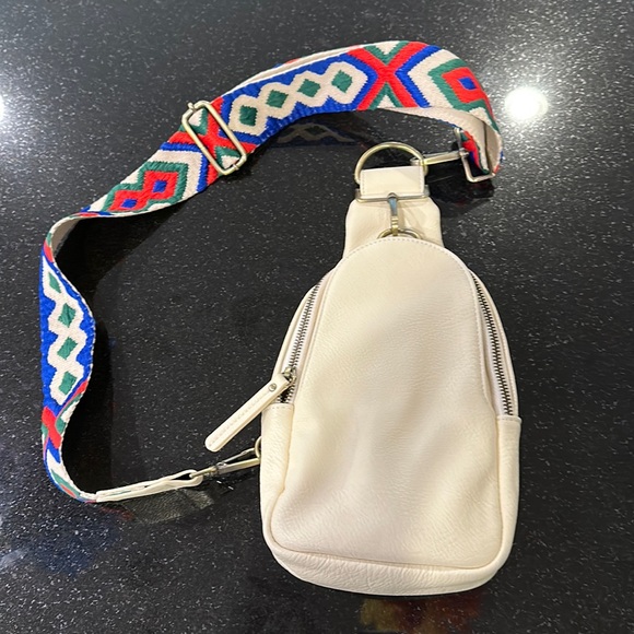 Anthropologie Handbags - ANTHROPOLOGIE Liberty Swing Crossbody bag- detachable strap